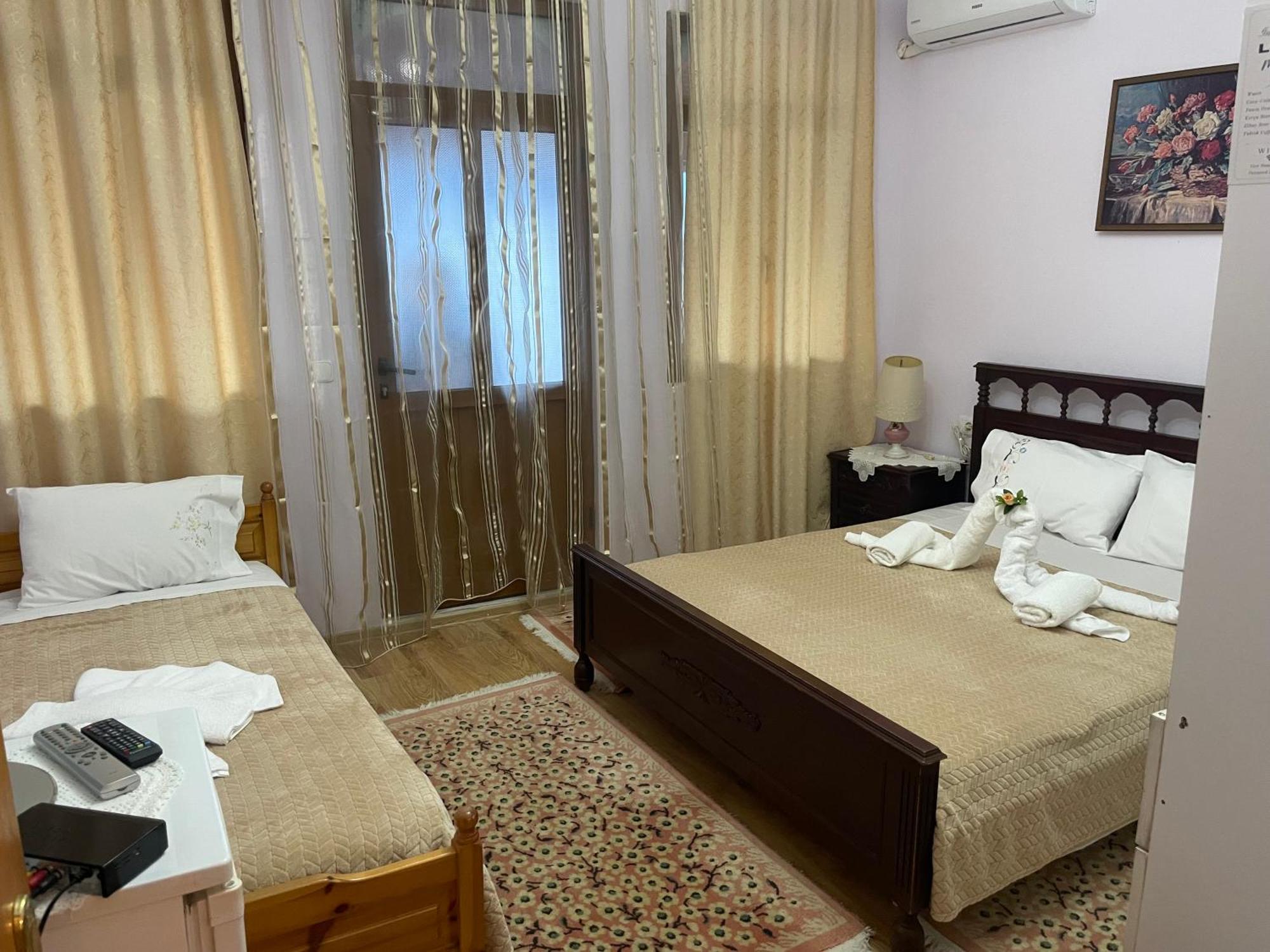 Luigi Guest House Gjirokastër Exteriér fotografie