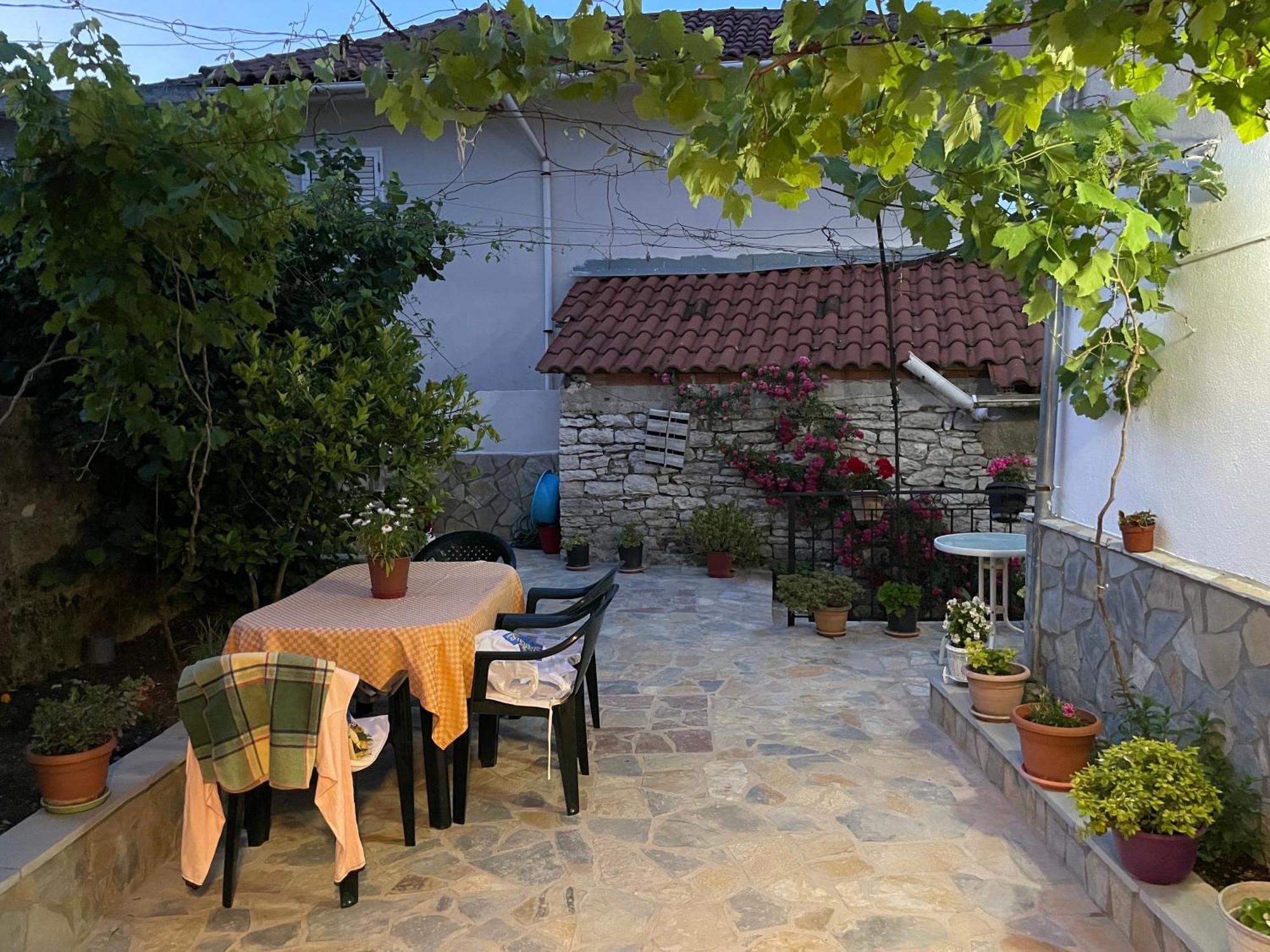Luigi Guest House Gjirokastër Exteriér fotografie