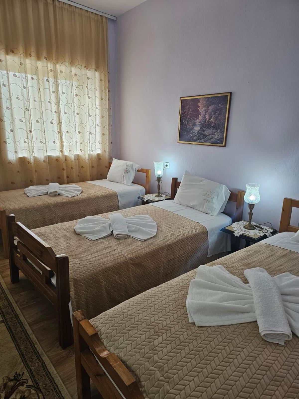 Luigi Guest House Gjirokastër Exteriér fotografie