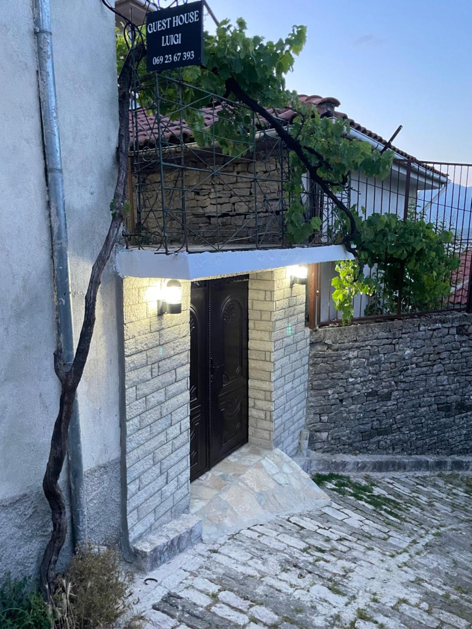 Luigi Guest House Gjirokastër Exteriér fotografie