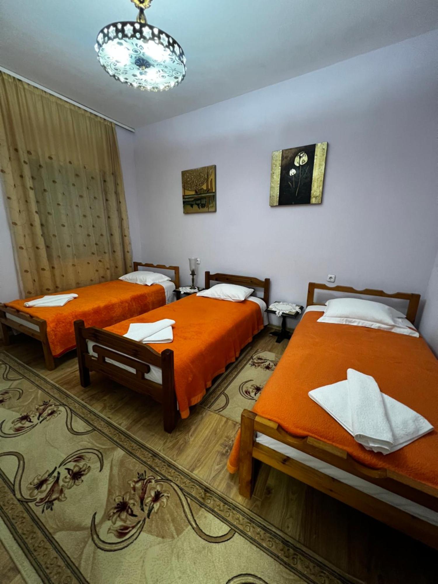 Luigi Guest House Gjirokastër Exteriér fotografie