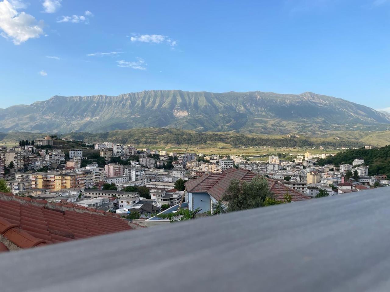 Luigi Guest House Gjirokastër Exteriér fotografie